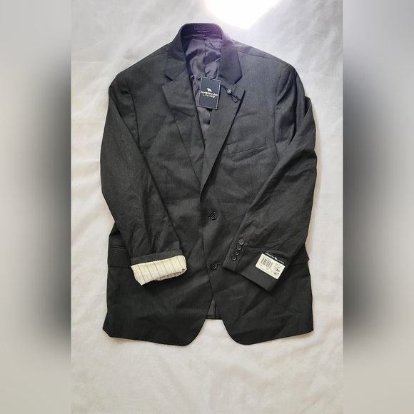 American Living Other - NWT! American Living Men's Dark Grey Suit Jacket Size 42R
